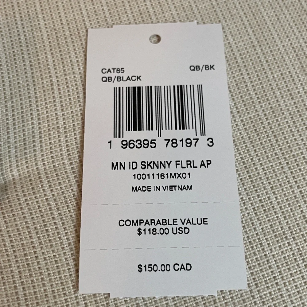 Coach Mini Skinny Id Case With Floral Applique Gunmetal/Black NWT - Picture 14 of 15